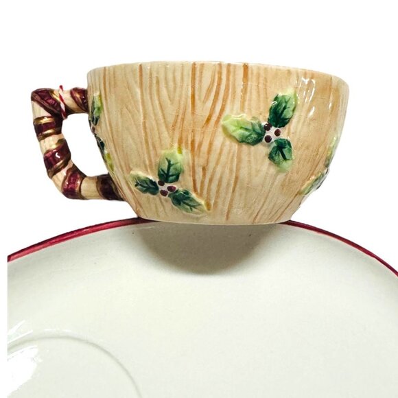 Vintage WBI Cookies For Santa Holly & Bow Ceramic Teacup & Saucer Set - Picture 4 of 10